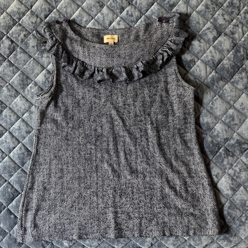 Ella Moss Black and White Ruffle Top